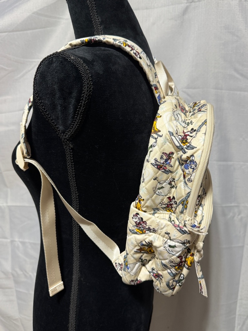 Vera Bradley Disney Small Banbury Backpack in Downhill Skiing Mickey And Friends - Picture 5 of 7